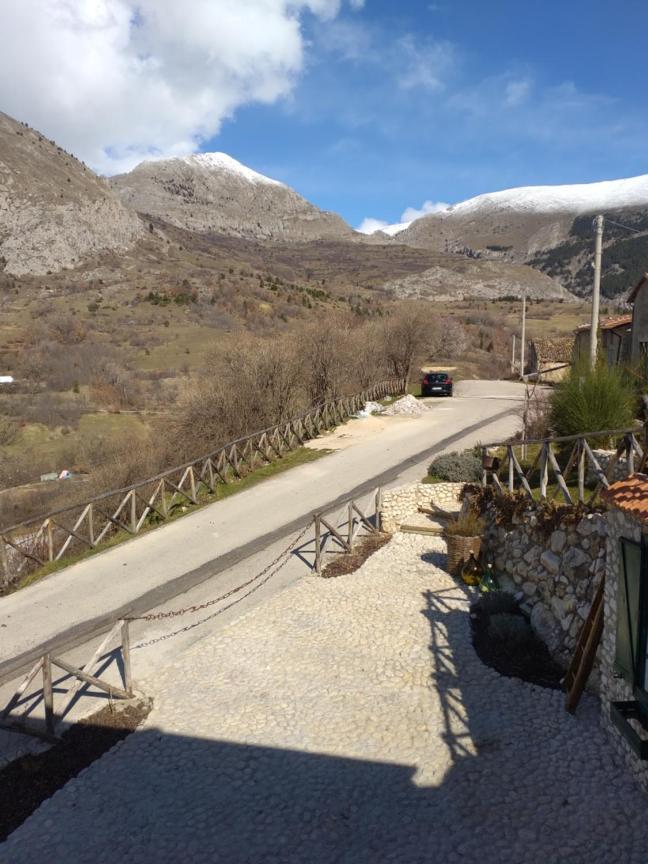 La Locanda N'Gima All' Ara Aielli Esterno foto